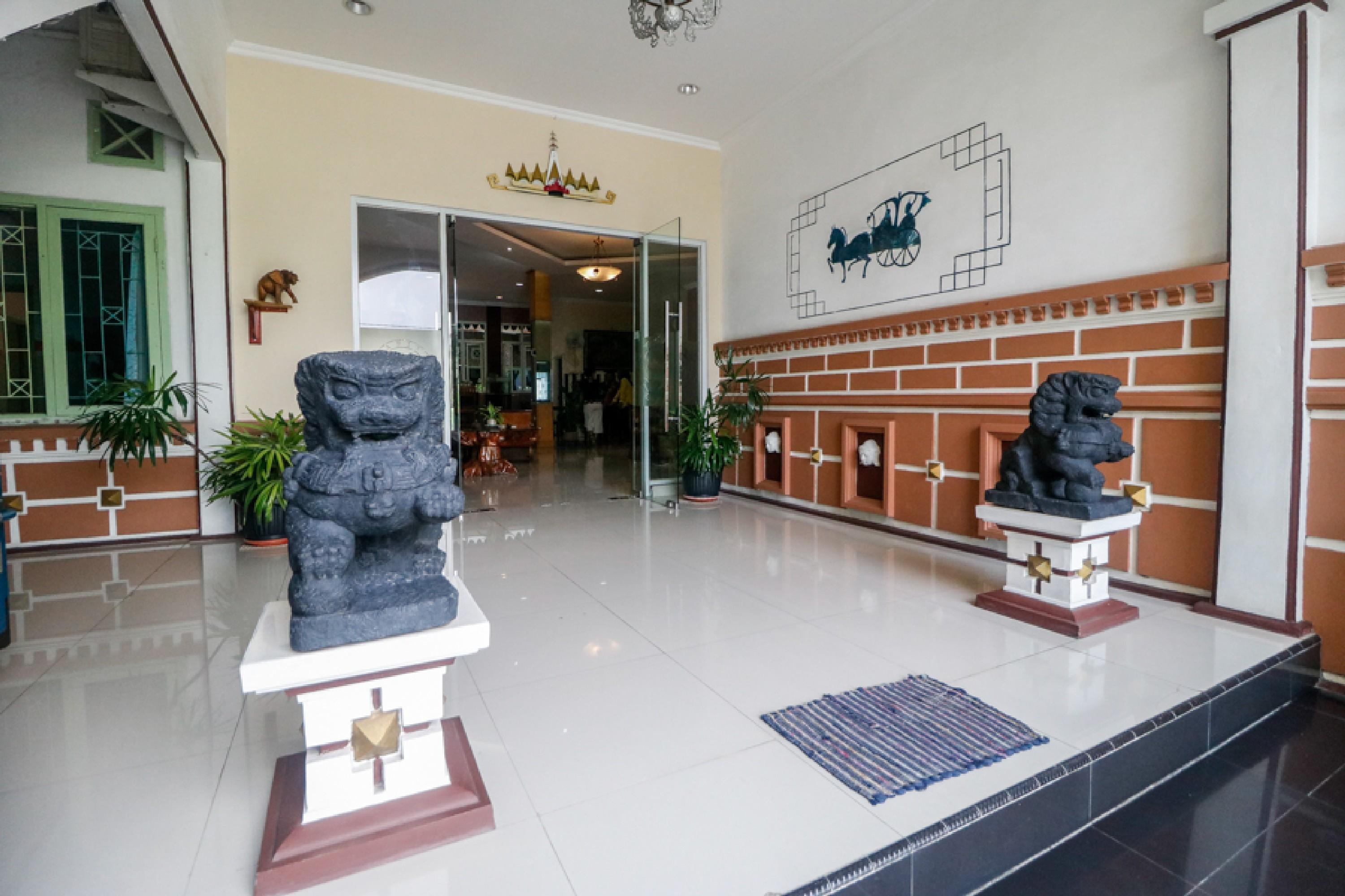 בנדר למפונג Reddoorz Near Kartini Mall Lampung מראה חיצוני תמונה