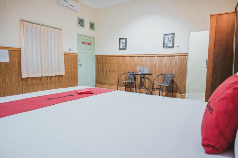 בנדר למפונג Reddoorz Near Kartini Mall Lampung מראה חיצוני תמונה